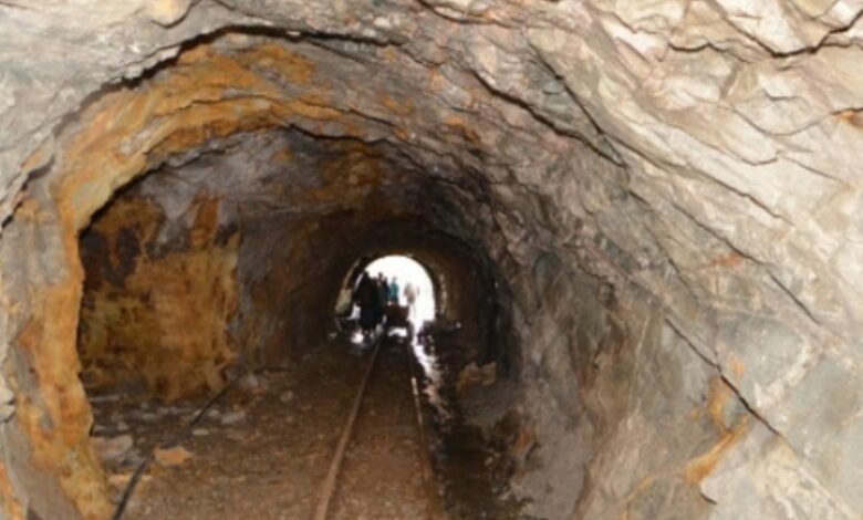 مقتل 14 شخصًا في انهيار منجم ذهب غير قانوني بكولومبيا.. وعمال ما زالوا تحت الأنقاض