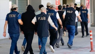 15 موقوفًا في عملية تركية ضد البنية السرية لـFETÖ/PDY داخل جهاز الأمن.. من بينهم موظفون حاليون وسابقون