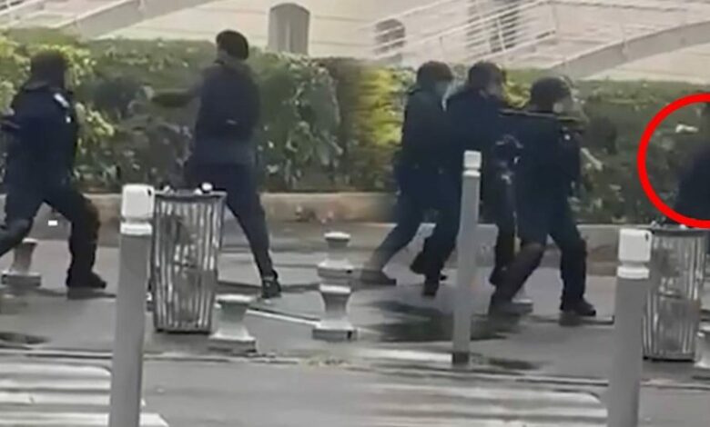 إصابة طالب فرنسي عمره 14 عامًا بقنبلة غاز من مترين تشعل احتجاجات المدارس