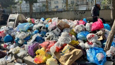 تلال النفايات تحاصر Karşıyaka في إزمير رغم 17 شاحنة جديدة.. لماذا؟
