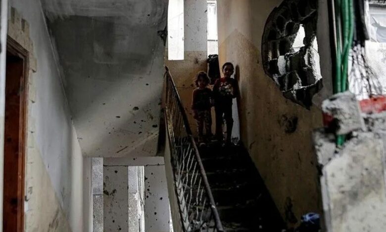 قصف إسرائيلي يوقع 7 قتلى في غزة.. بين الضحايا زوجان وطفلان