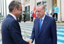 فيدان: تركيا لا تعارض مشروع الربط الكهربائي مع قبرص.. بشرط إخطارها خطيًا قبل الأبحاث البحرية