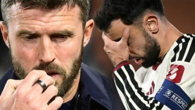 بعد رباعية كومو.. قائد مانشستر يونايتد ينتقد قرارًا تكتيكيًا وكاريك يعتذر للجماهير