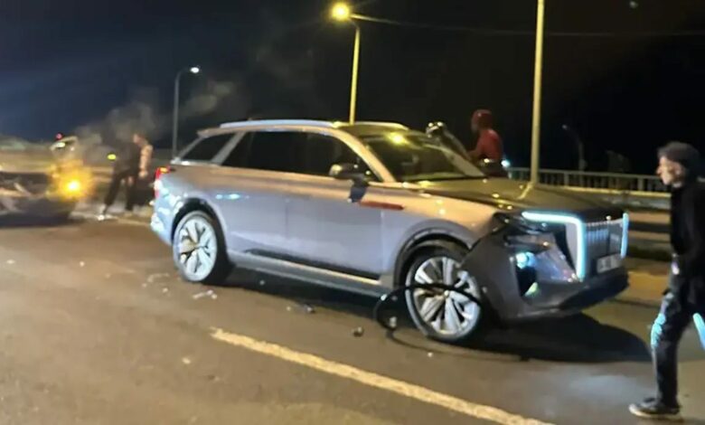 حادث متسلسل بعد فوز طرابزون سبور.. أونانا وعائلته يخرجان بلا إصابات