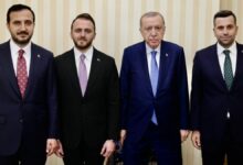 أردوغان يستقبل نائبي بلديتي أوسكودار وأتاشهير.. من حضر اللقاء؟