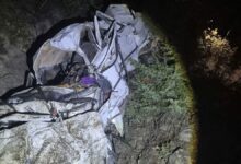 سيارة تسقط في منحدر بتشانكيري التركية وتقتل 4 أشخاص.. كانوا عائدين من جمع الفطر