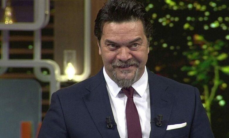 بيازيد أوزتورك يعود إلى تقديم البرامج عبر نتفليكس.. فهل يعود «Beyaz Show»؟