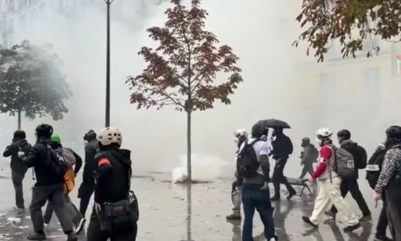 احتجاجات فرنسا تمتد إلى مدن عدة.. وإيطاليا تنشر 500 مظلي في ميلانو قبل مسيرات جديدة
