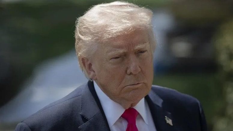 ترامب يبقي خيار ضرب إيران مفتوحًا: «قد نهاجمها غدًا»