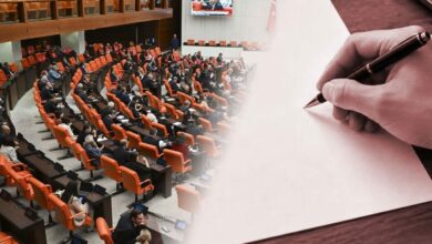 البرلمان التركي يستقبل 1426 عريضة خلال شهر.. بينها جواز أخضر لمن تجاوزوا 60 عاماً وضم أنقرة إلى تيكيرداغ