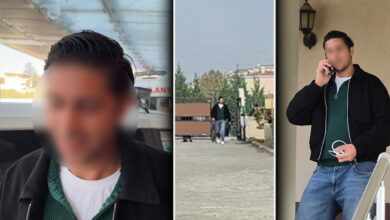 شاب يهاجم مراسلًا في إسكي شهير بعد منعه من اختبار الموظفين.. ثم يبتسم أمام الكاميرات