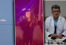 طبيب يفقد حياته بعد إنقاذ 8 ركاب في غرق قارب قبالة أيفاليك.. بدأ بالأطفال