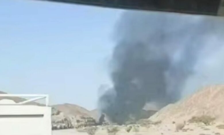 الحوثيون يعلنون استهداف مطار الملك خالد في الرياض وخط أنابيب نفطي.. ولا معلومات عن الأضرار