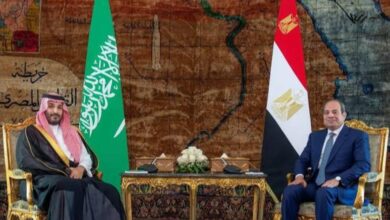 البرلمان المصري يفوّض السيسي بدعم السعودية عسكريًا.. مع استبعاد أي هجوم داخل اليمن