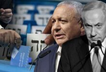 استطلاعات انتخابات إسرائيل: لا نتنياهو ولا آيزنكوت يبلغان الأغلبية.. 3 مسارات بعد الاقتراع