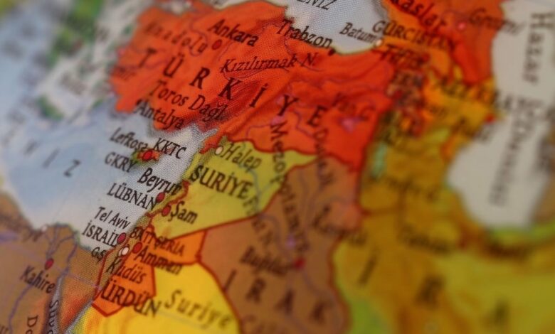 سوريا ترصد 147 مليون دولار لتحويل طريق صحراوي إلى ممر تجاري نحو المتوسط