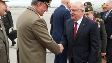 غولر وبيرقدار أوغلو في صوفيا لاجتماع دفاعي ثلاثي مع بلغاريا ورومانيا.. بلا تفاصيل عن جدول الأعمال
