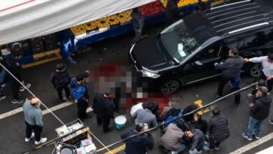 خلاف على مساحة بسطة يتحول إلى شجار بالسكاكين في إسطنبول.. قتيل و5 مصابين وإحالة اثنين للقضاء