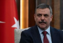 في مئوية ميلاد أربكان.. وزير الداخلية التركي يربط رؤيته لتركيا المستقلة بالتكنولوجيا والدفاع
