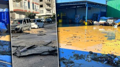 سيول مرسين التركية تغمر المنازل وتجرف السيارات.. المياه تصعد إلى نصف نفق