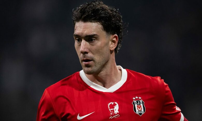 بشكتاش يغيّر دور فلاهوفيتش بعد 3 مباريات بلا أهداف ويقرّبه من منطقة الجزاء