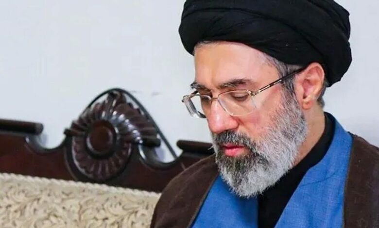 المرشد الديني الإيراني يأمر الجيش بالرد «بلا حدود» ويحدّث أهداف أميركا وإسرائيل